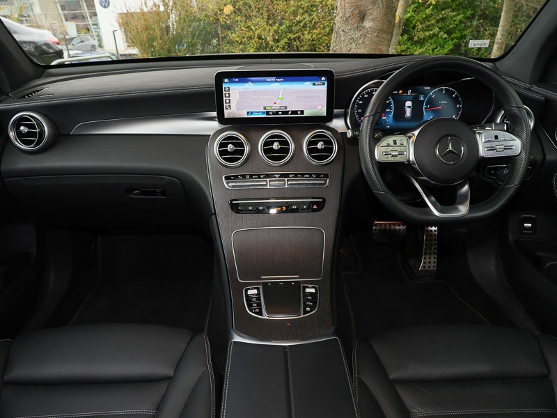 Used Mercedes-Benz GLC 2022 for sale - 76548299: Photo 2