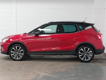 Used SEAT Arona 2024 for sale - 75946280: Photo
