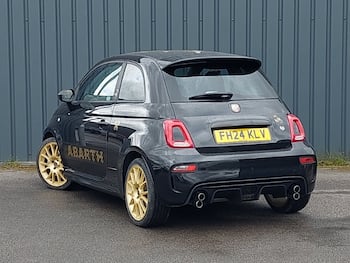 Used Abarth 695 2024 for sale - 79803158: Photo