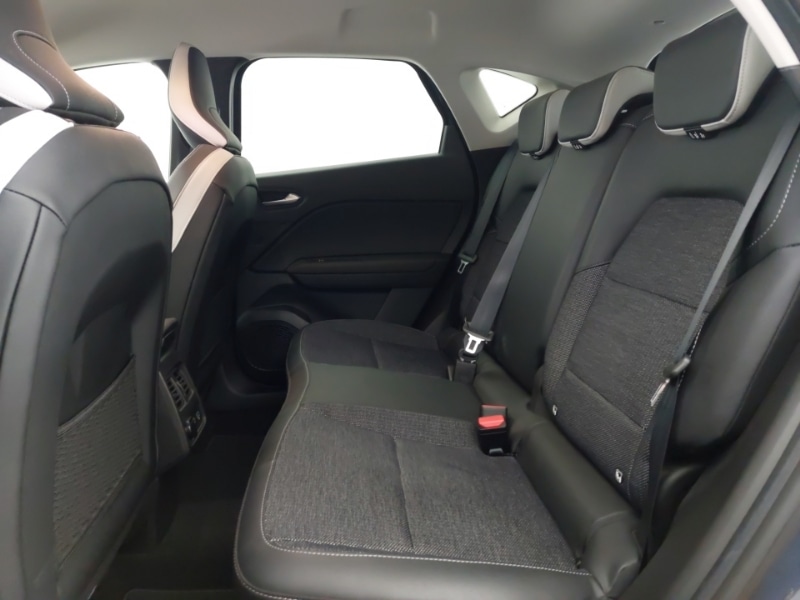 Used Renault Captur 2022 for sale - 77482906: Photo 6