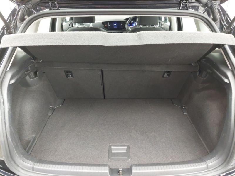 Used Volkswagen Polo 2023 for sale - 77338918: Photo 8