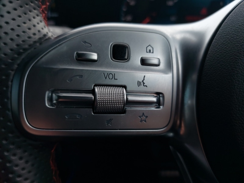 Used Mercedes-Benz EQB 2022 for sale - 76838334: Photo 12