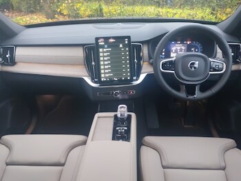 Used Volvo XC90 2025 for sale - 77371648: Photo