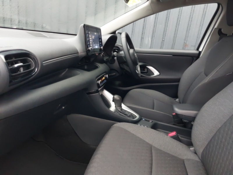 Used Toyota Yaris 2023 for sale - 76571905: Photo 5