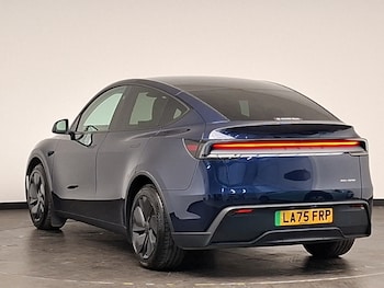 Used Tesla Model Y 2025 for sale - 79451874: Photo