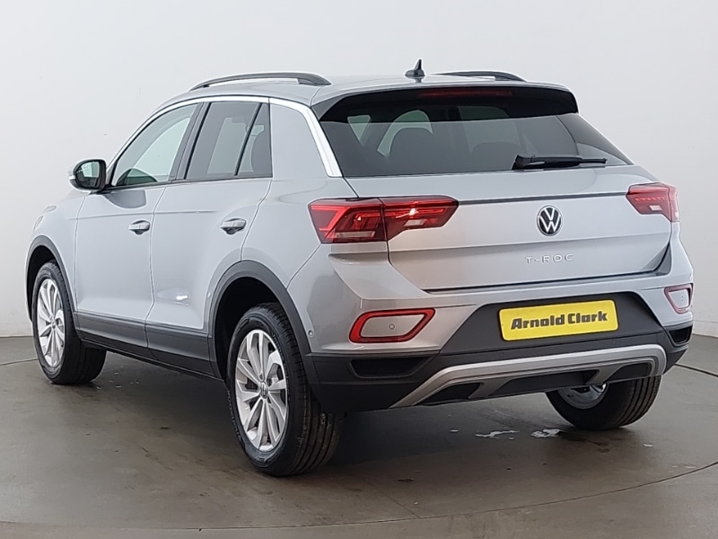 Used Volkswagen T-Roc 2025 for sale - 77196939: Photo 3