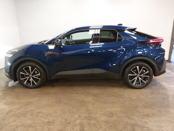 Used Toyota C-HR 2024 for sale - 77761867: Photo