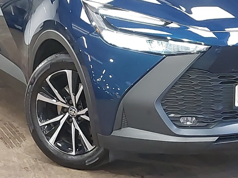 Used Toyota C-HR 2024 for sale - 77761867: Photo 9