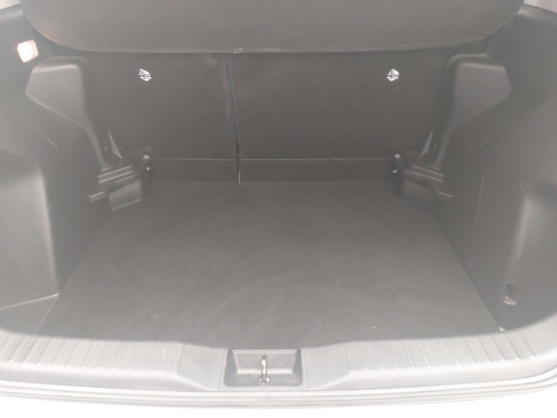 Used Toyota Yaris Cross 2023 for sale - 76431307: Photo 8