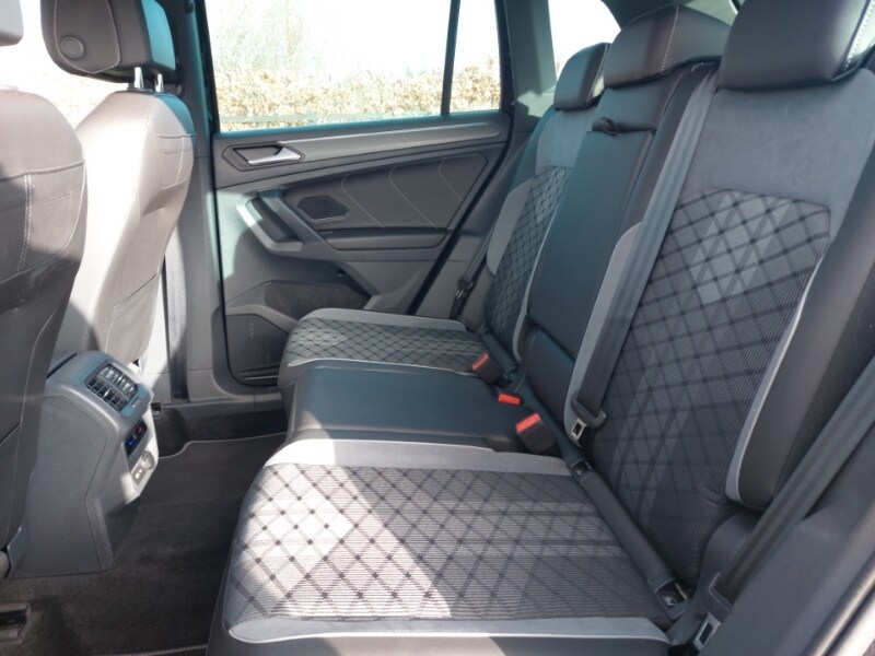 Used Volkswagen Tiguan 2023 for sale - 77950026: Photo 6