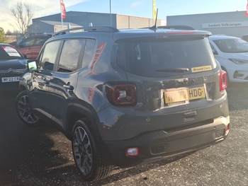 Used Jeep Renegade 2022 for sale - 77087097: Photo
