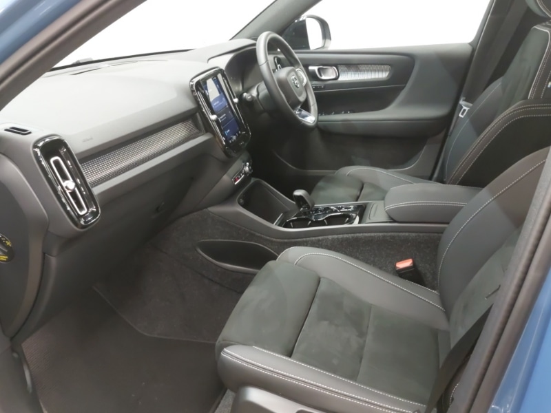 Used Volvo XC40 2024 for sale - 77923775: Photo 5