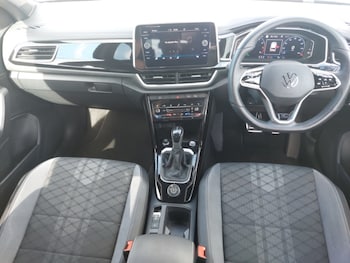 Used Volkswagen T-Roc 2022 for sale - 79480634: Photo