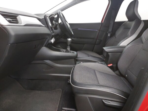 Used Renault Captur 2022 for sale - 76182767: Photo 5