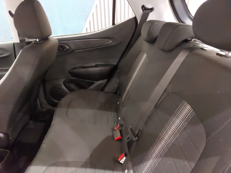 Used Hyundai i10 2024 for sale - 76817143: Photo 6