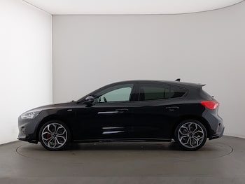 Used Ford Focus 2021 for sale - 76451586: Photo