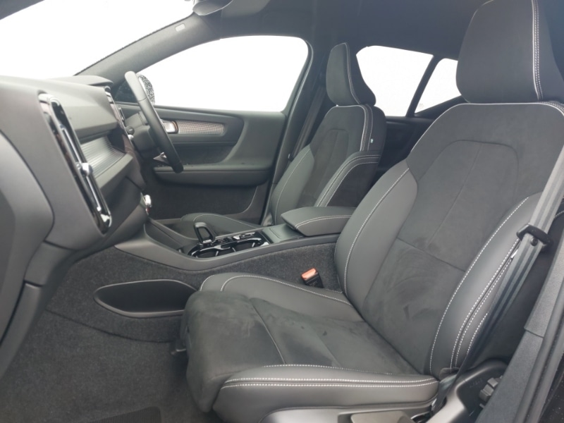 Used Volvo XC40 2024 for sale - 78054928: Photo 5