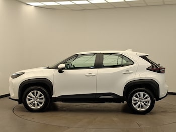 Used Toyota Yaris Cross 2023 for sale - 79617851: Photo