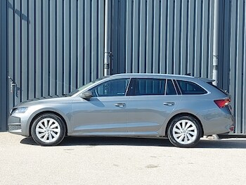 Used Skoda Octavia 2025 for sale - 78692584: Photo