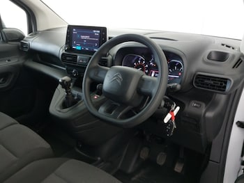 Used Citroen Berlingo 2024 for sale - 78491260: Photo