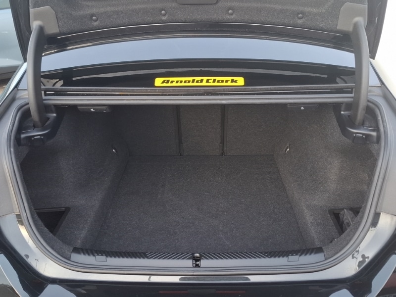 Used BMW 5 Series 2024 for sale - 76752299: Photo 8