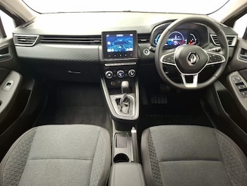 Used Renault Clio 2022 for sale - 78460780: Photo