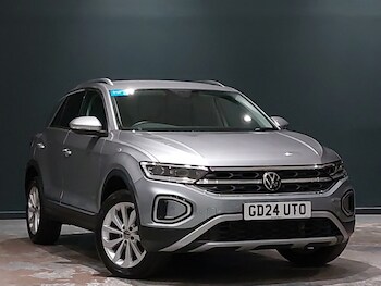 Used Volkswagen T-Roc 2024 for sale - 78364981: Photo