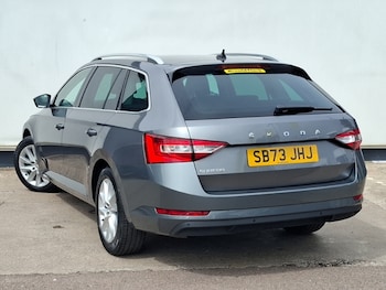 Used Skoda Superb 2023 for sale - 75617586: Photo