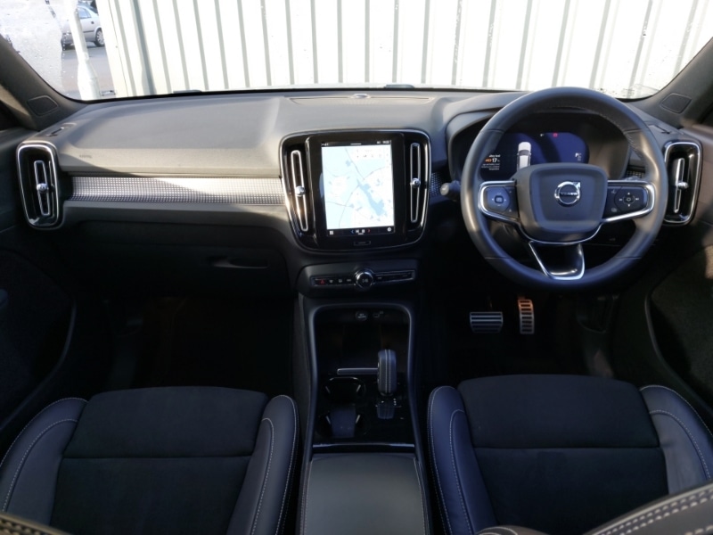 Used Volvo XC40 2021 for sale - 77012770: Photo 2