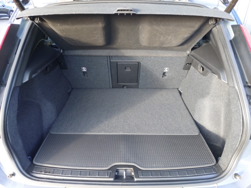 Used Volvo XC40 2021 for sale - 77012770: Photo 8