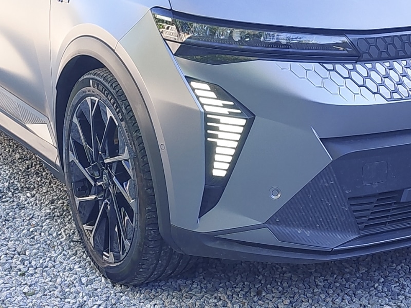 Used Renault Scenic E-Tech 2024 for sale - 76475744: Photo 9