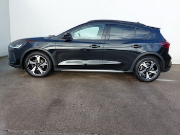 Used Ford Focus 2023 for sale - 78278172: Photo