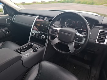 Used Land Rover Discovery 2023 for sale - 79294211: Photo