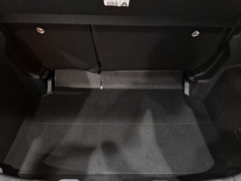 Used Toyota Yaris 2024 for sale - 76451635: Photo 8