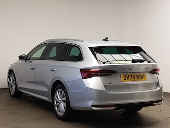 Used Skoda Octavia 2024 for sale - 76475631: Photo