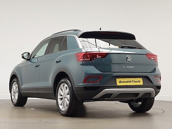 Used Volkswagen T-Roc 2025 for sale - 75762537: Photo