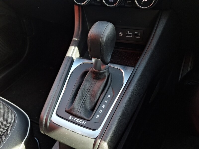 Used Renault Captur 2023 for sale - 78152033: Photo 9