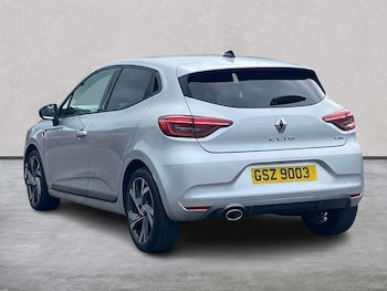 Used Renault Clio 2023 for sale - 79069201: Photo