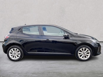 Used Renault Clio 2024 for sale - 78584551: Photo