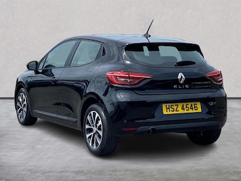 Used Renault Clio 2023 for sale - 79017796: Photo