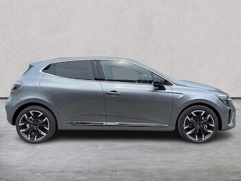 Used Renault Clio 2025 for sale - 77033406: Photo