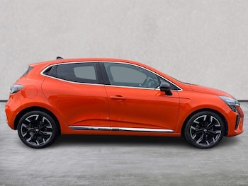 Used Renault Clio 2025 for sale - 79024005: Photo