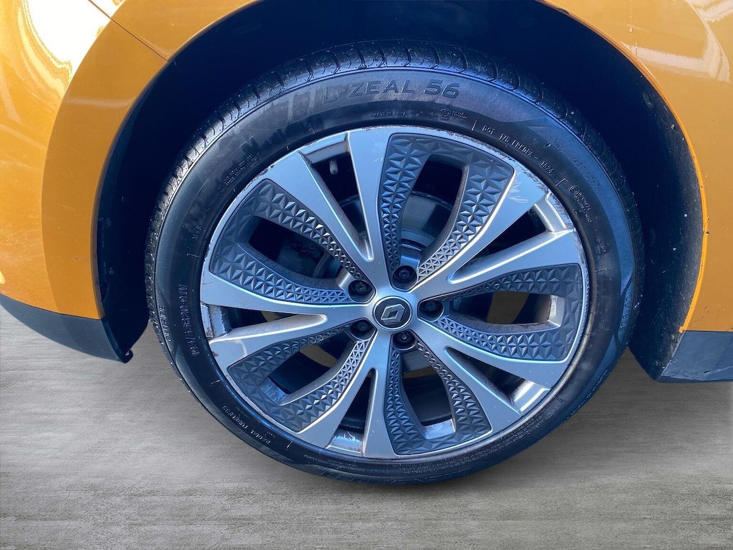 Used Renault Scenic 2018 for sale - 77080876: Photo 6