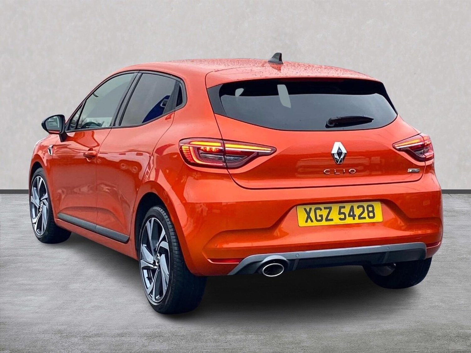 Used Renault Clio 2022 for sale - 77759328: Photo 2