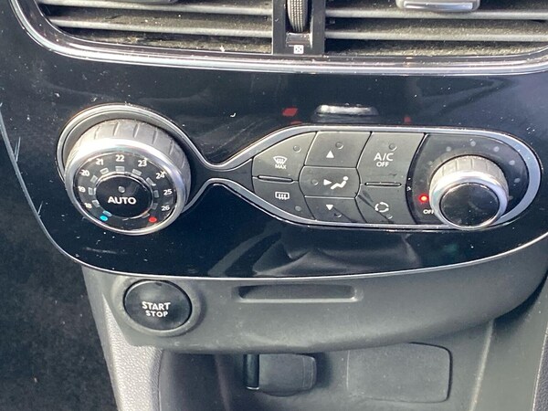 Used Renault Clio 2019 for sale - 76040712: Photo 12