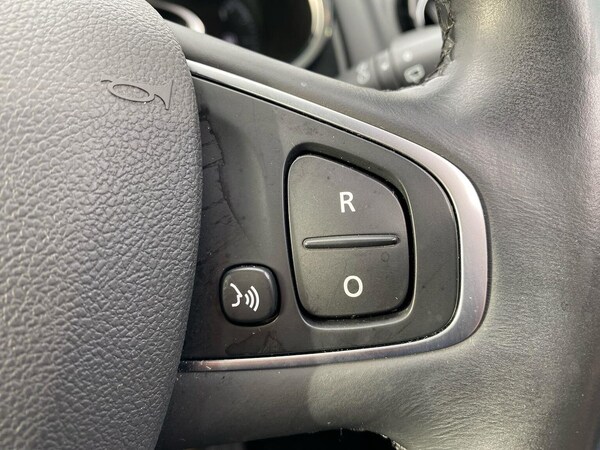 Used Renault Clio 2019 for sale - 76040712: Photo 24