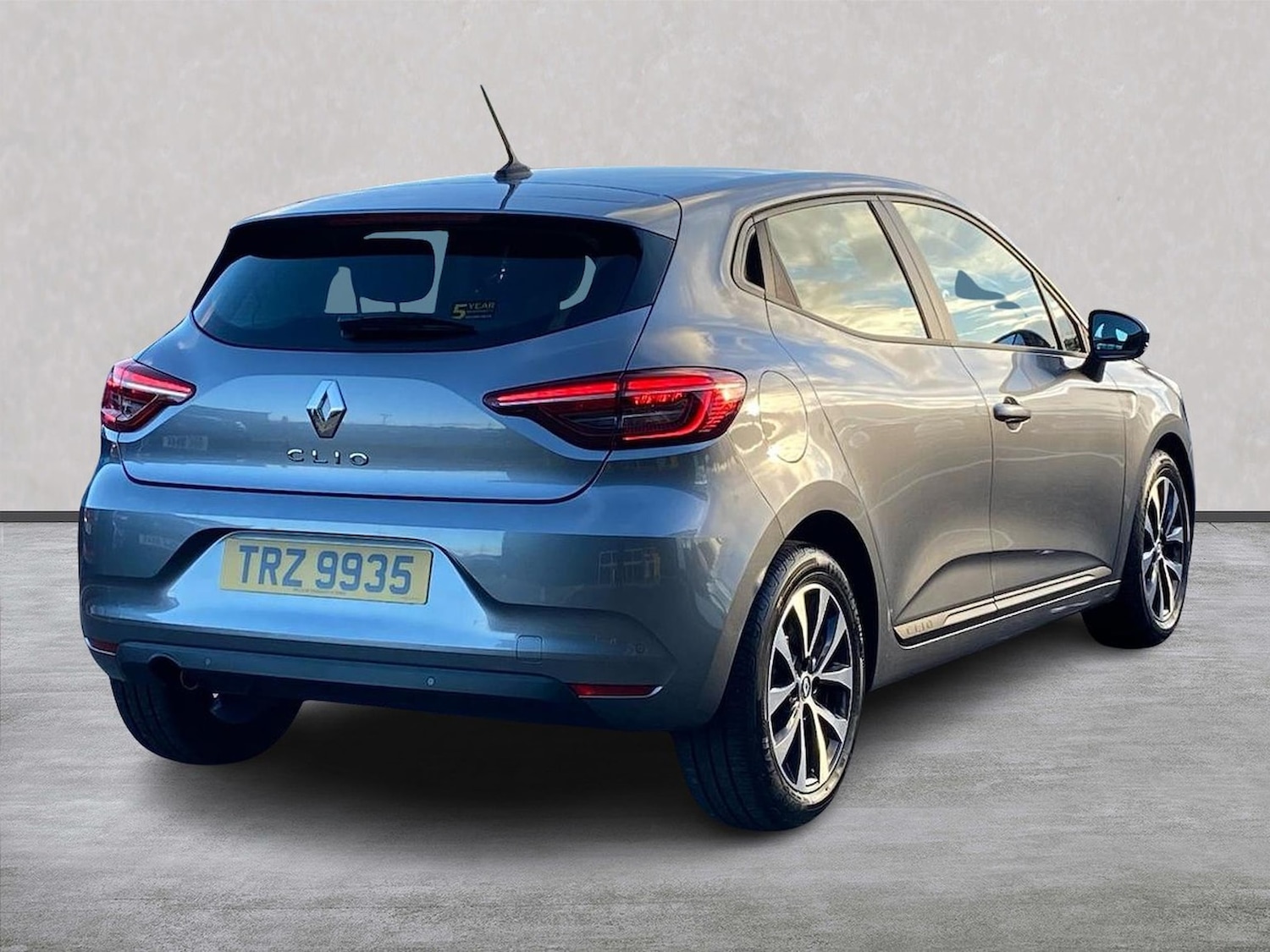Used Renault Clio 2022 for sale - 76418169: Photo 18
