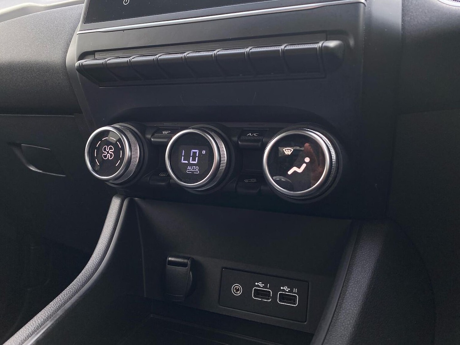 Used Renault Captur 2024 for sale - 76566574: Photo 12