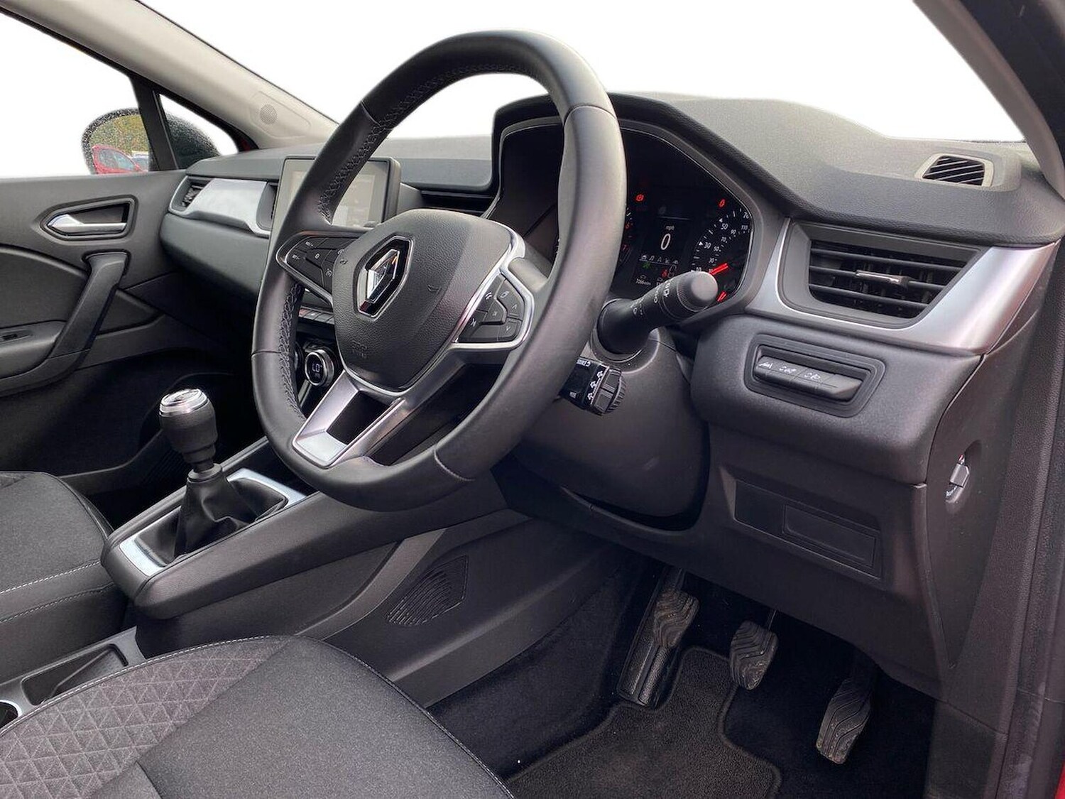 Used Renault Captur 2024 for sale - 76566574: Photo 15