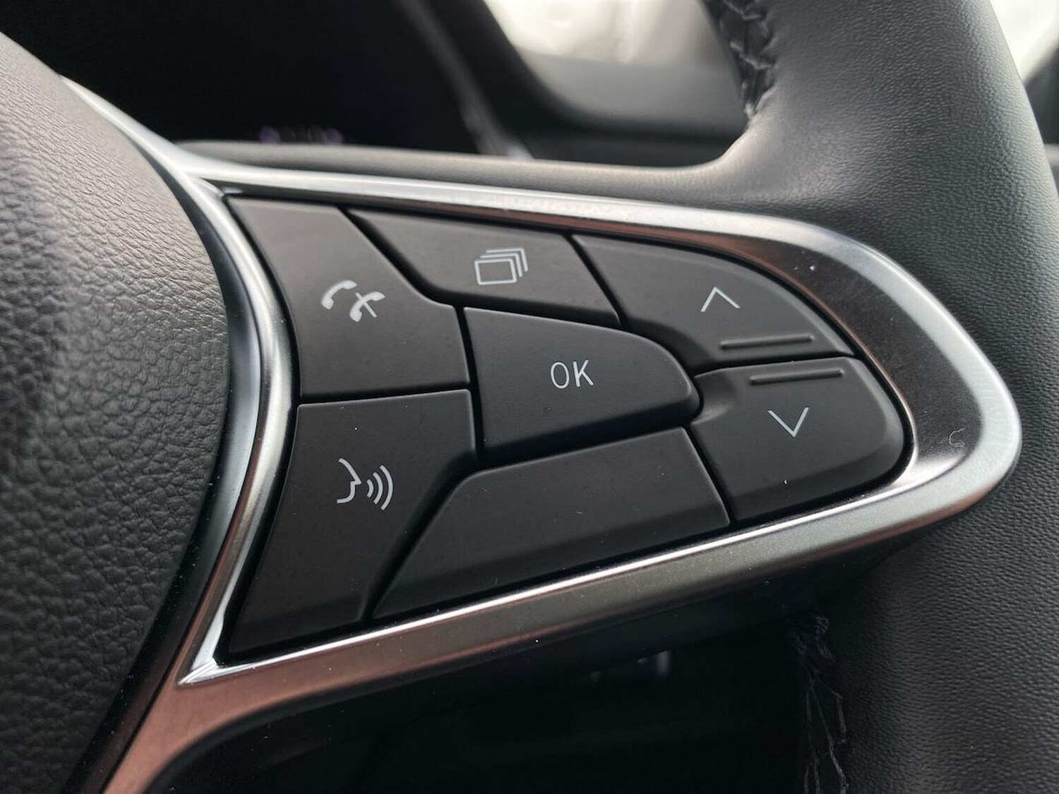 Used Renault Captur 2024 for sale - 76566574: Photo 26